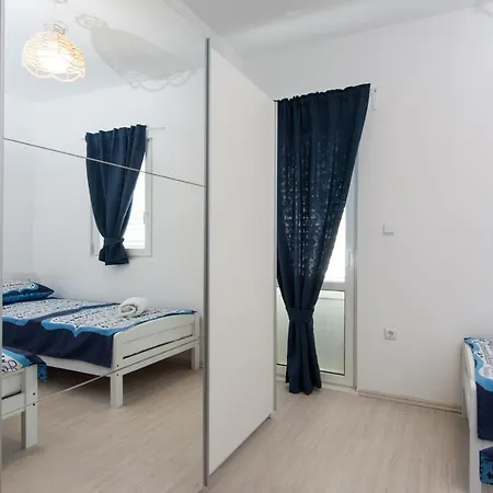 Apartment Lux S Pogledom Na *